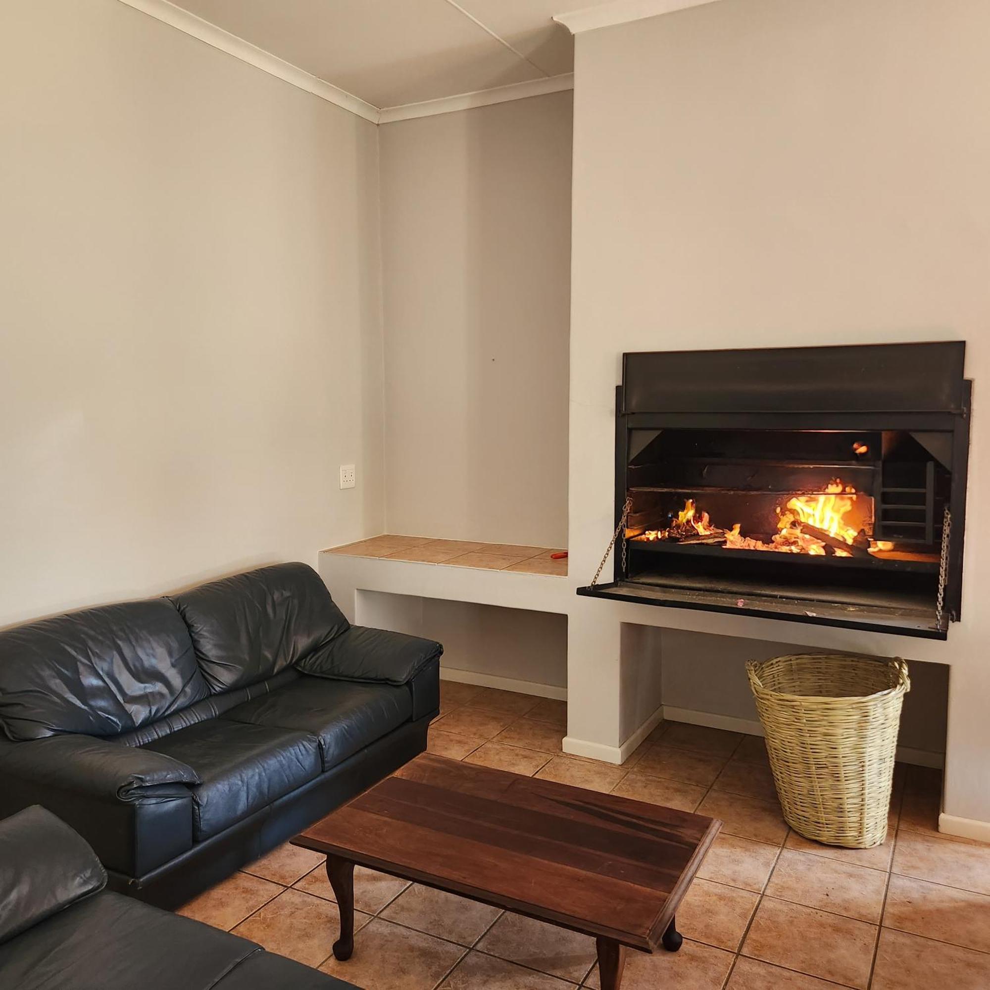 오쇼른 Karoo Leeu Self Catering 빌라 외부 사진